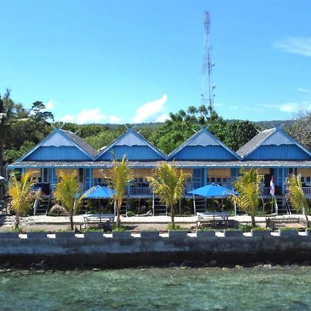 Moyo Island Resort Buitenkant foto