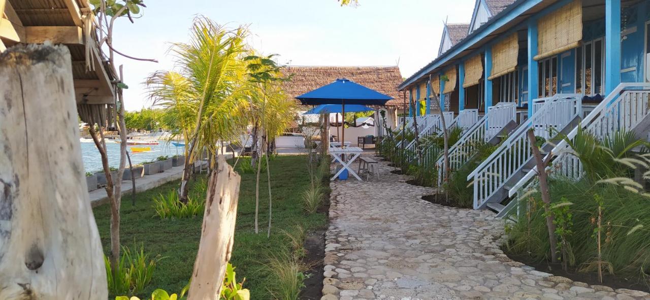Moyo Island Resort Buitenkant foto