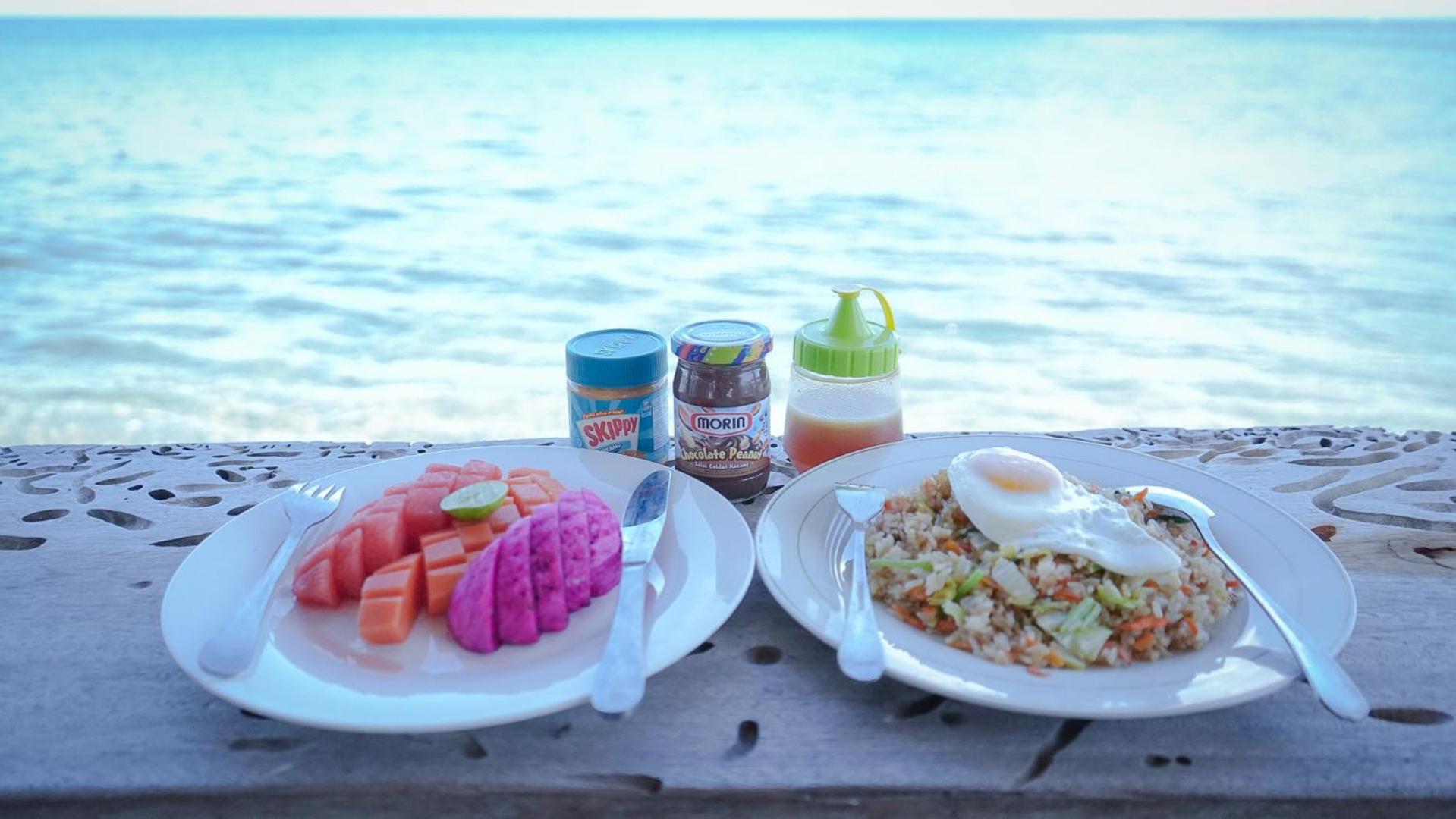 Moyo Island Resort Buitenkant foto